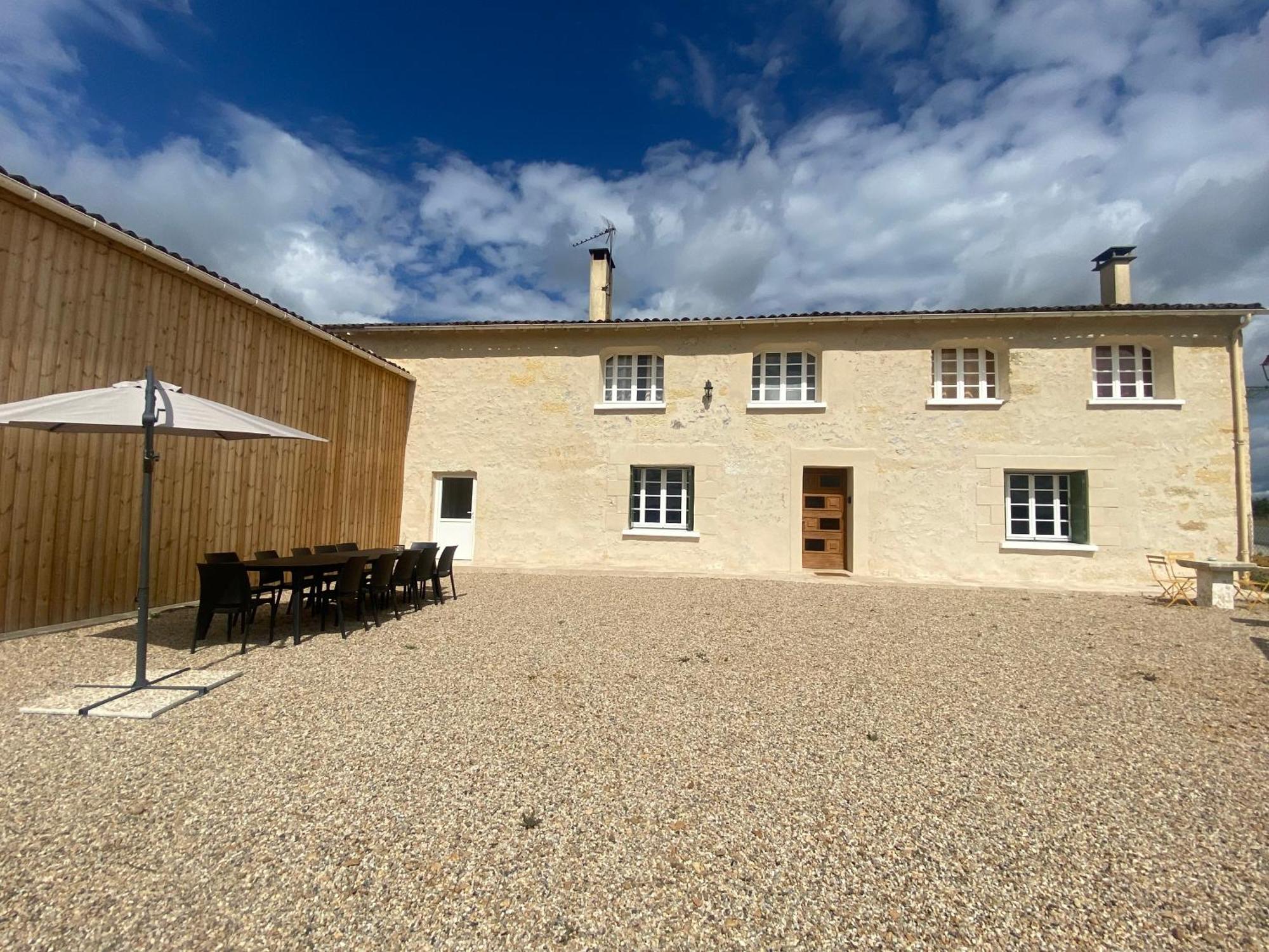 Chai Nous ! Maison Renovee Sur Un Domaine Viticole Proche De Saint Emilion Gardegan-et-Tourtirac Экстерьер фото